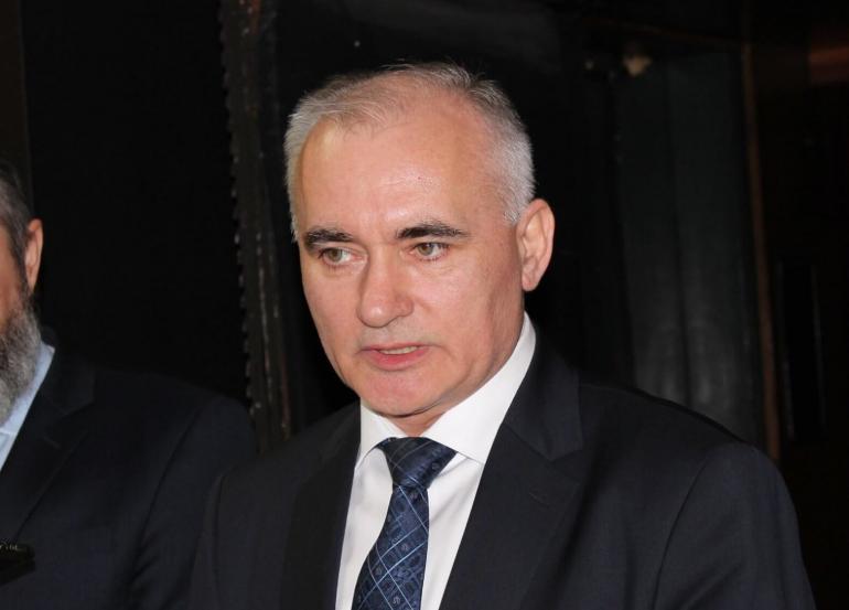 Prof. dr. sc. Stjepan Lakušić 