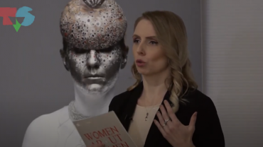 Izložba Women about women