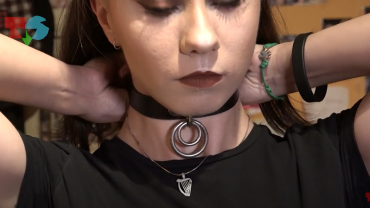 Alternativci vs. mainstreameri