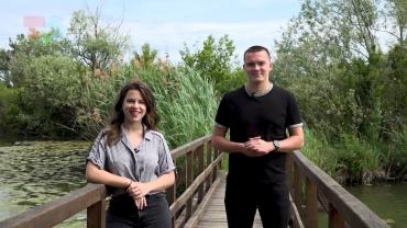 voditelji emisije Karmen Levar i Anton Smrekar