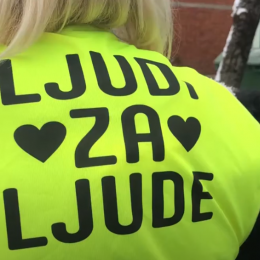 Ljudi za ljude pomažu nakon potresa