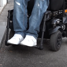 Osobe s invaliditetom