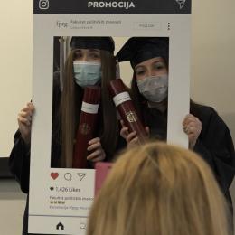 studentice na promociji